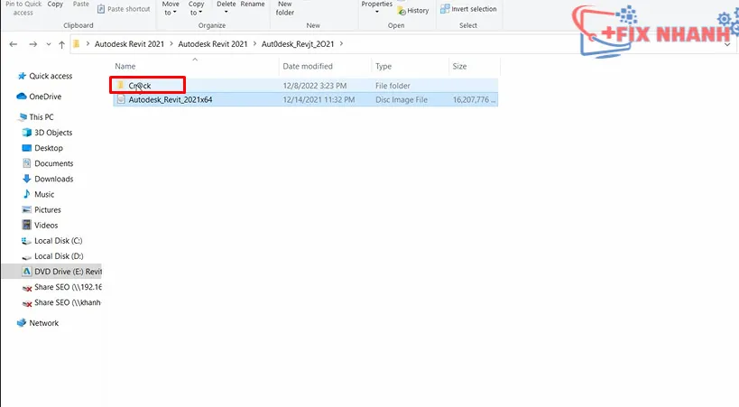 Mở file Crack như hình để cài Revit 2021.